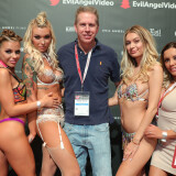 2018-AVN-Expo---Day-1-054325f0512511f0c0