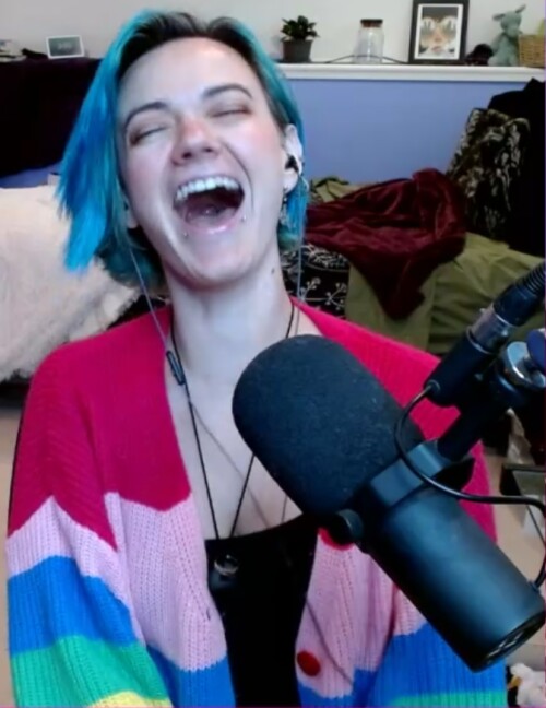 2021-07-12-15_32_09-Twitch7582113fe0b8453e.md.jpg