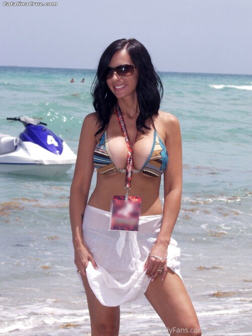 Catalina Cruz (AKA @catalina-cruz ) Nude Leaked Onlyfans Photo