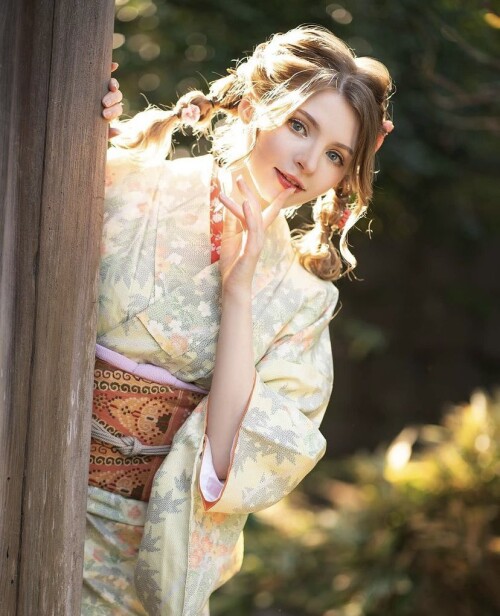 2022-05-23_PeachMilky_Cos_1528675593226579970_FTbyWLcVEAEAaf73920ac2ede42678d.md.jpg
