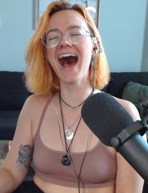 2022-10-25-22_53_31-Twitch10fb6864761359a4.md.jpg