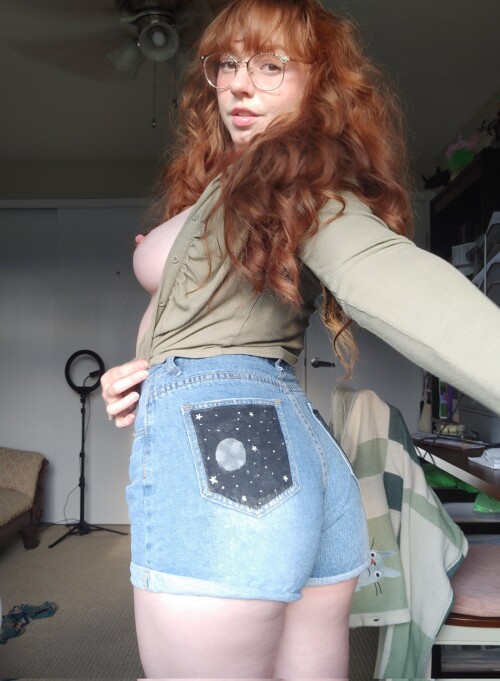 MandyFrizzle / SandyFrizzle Nude Leaked Onlyfans Photo MandyFrizzle / SandyFrizzle Nude Leaked Onlyfans Photo
