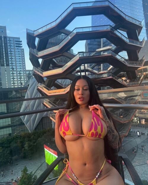 Moonformation Nude Leaked Onlyfans Photo
