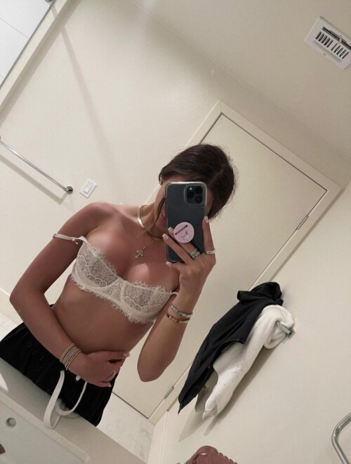 Gigi Papasavvas Nude Leaked Onlyfans Photo Gigi Papasavvas Nude Leaked Onlyfans Photo