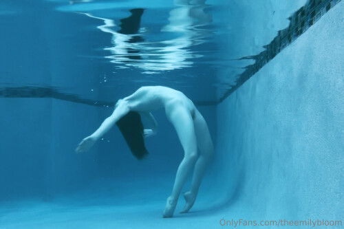 Emily Bloom Nude Leaked Onlyfans Photo Emily Bloom Nude Leaked Onlyfans Photo