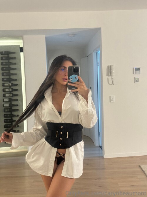Caryn Beaumont Nude Leaked Onlyfans Photo