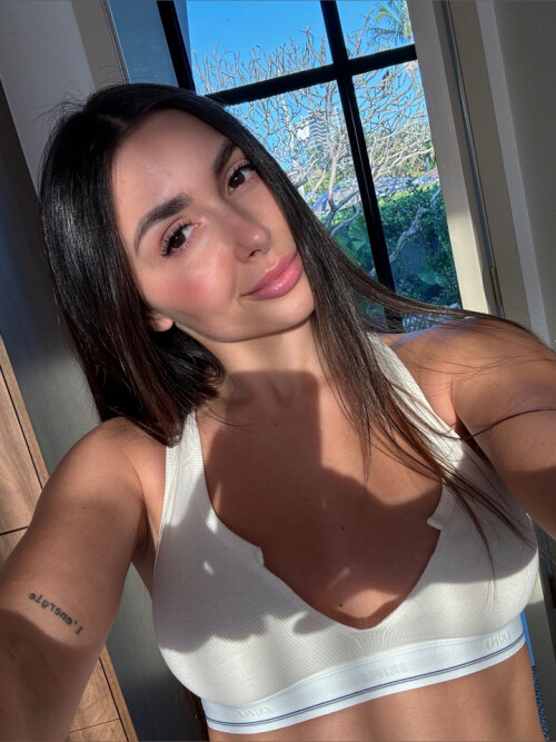 Caryn Beaumont Nude Leaked Onlyfans Photo