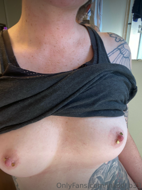 Inked_bee Nude Leaked Onlyfans Photo Inked_bee Nude Leaked Onlyfans Photo