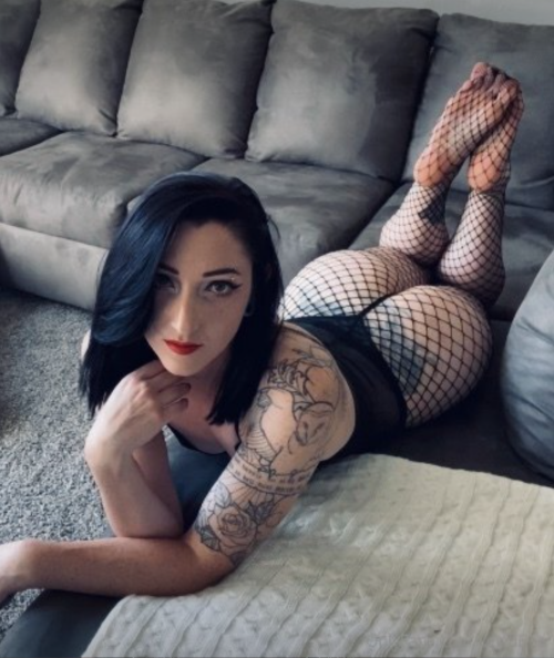Inked_bee Nude Leaked Onlyfans Photo Inked_bee Nude Leaked Onlyfans Photo