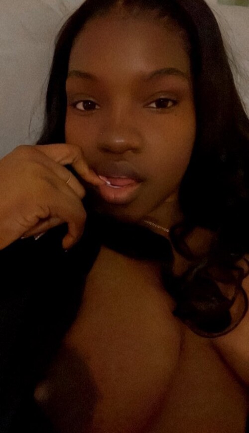 foreignmuahh Nude Leaked Onlyfans Photo