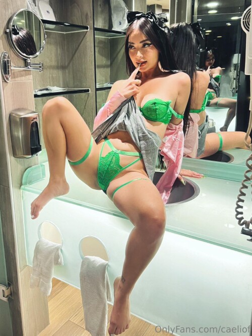Caeli / Caelike Nude Leaked Onlyfans Photo Caeli / Caelike Nude Leaked Onlyfans Photo