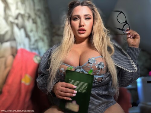 Swag Russian Panda (swagrussianpanda) Nude Leaked Onlyfans Photo