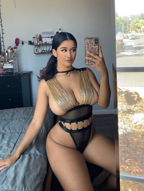 Pia Bunny | piabunny1 | olympiabunny1 | piabunnyx | OIympiia | olympia4you | pia4you Nude Leaked Onlyfans Photo