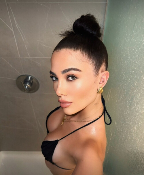 Gigi Papasavvas Nude Leaked Onlyfans Photo Gigi Papasavvas Nude Leaked Onlyfans Photo