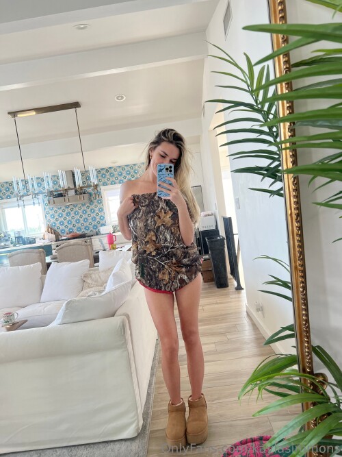 Kayla Simmons Nude Leaked Onlyfans Photo