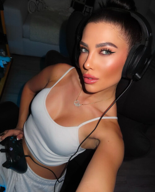 Gigi Papasavvas Nude Leaked Onlyfans Photo Gigi Papasavvas Nude Leaked Onlyfans Photo