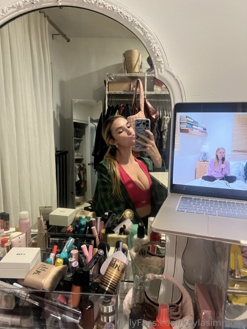 Kayla Simmons Nude Leaked Onlyfans Photo