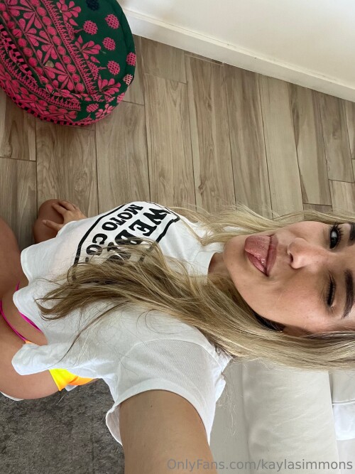 Kayla Simmons Nude Leaked Onlyfans Photo