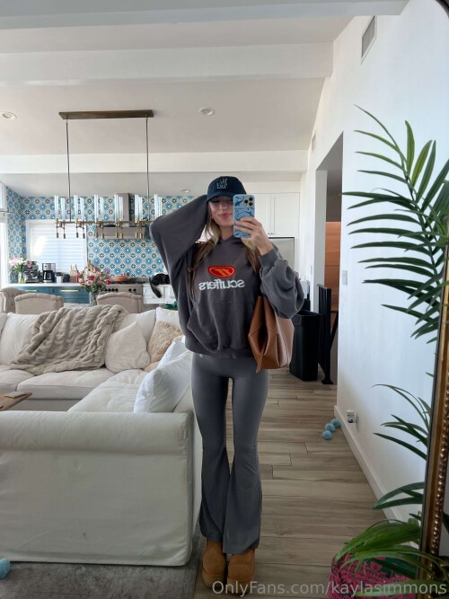 Kayla Simmons Nude Leaked Onlyfans Photo