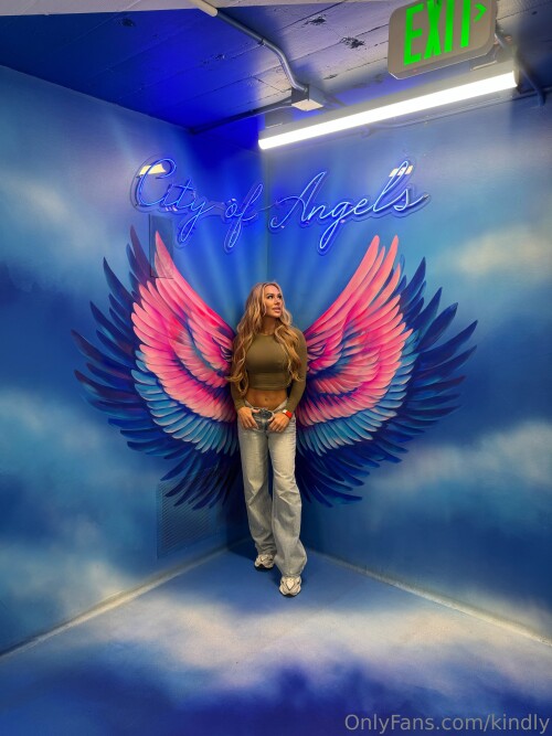 2025-03-15_3840x5120_9c276c9da64ba0539f8b06914fbb44ede45d2718d779fb56.jpg