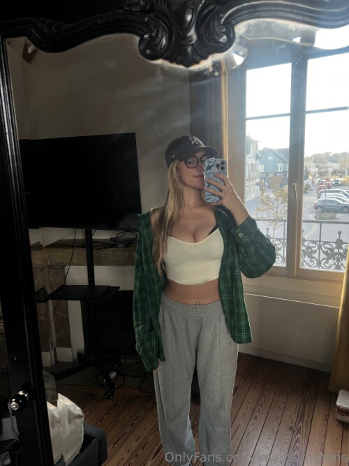 Kayla Simmons Nude Leaked Onlyfans Photo