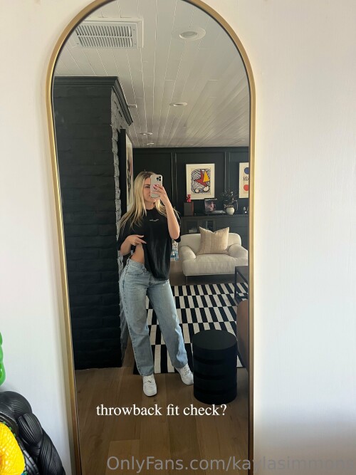 Kayla Simmons Nude Leaked Onlyfans Photo