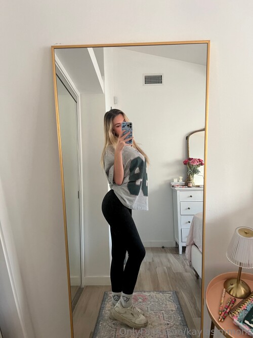 Kayla Simmons Nude Leaked Onlyfans Photo