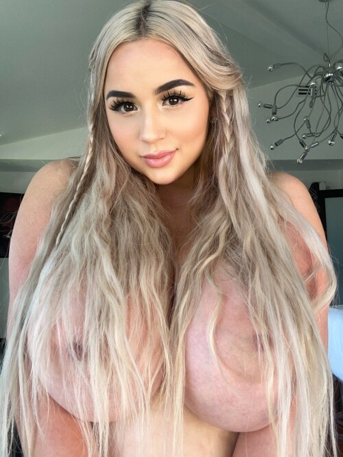 Evamarieee7 / Evette Marie Nude Leaked Onlyfans Photo
