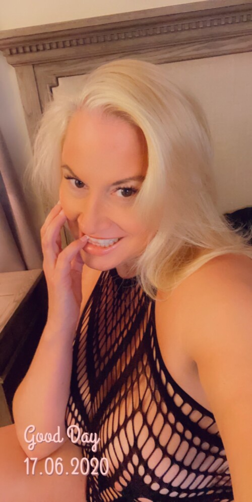 Tammy Sytch (Sunny) Nude Leaked Onlyfans Photo Tammy Sytch (Sunny) Nude Leaked Onlyfans Photo