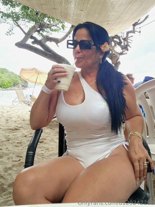 2188x2919_33f35e7f5b9c2111075b74eadef131e84cd005aa93b017c8.jpg
