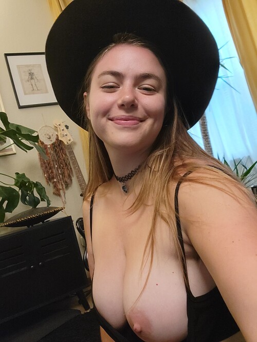AwesomeKate Nude Leaked Onlyfans Photo AwesomeKate Nude Leaked Onlyfans Photo