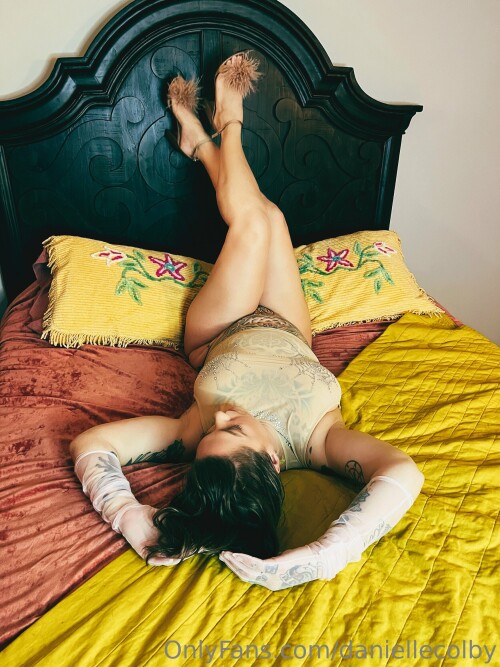 Danielle Colby Nude Leaked Onlyfans Photo Danielle Colby Nude Leaked Onlyfans Photo