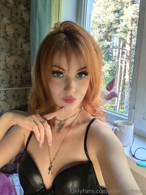 Mini_redhead Nude Leaked Onlyfans Photo
