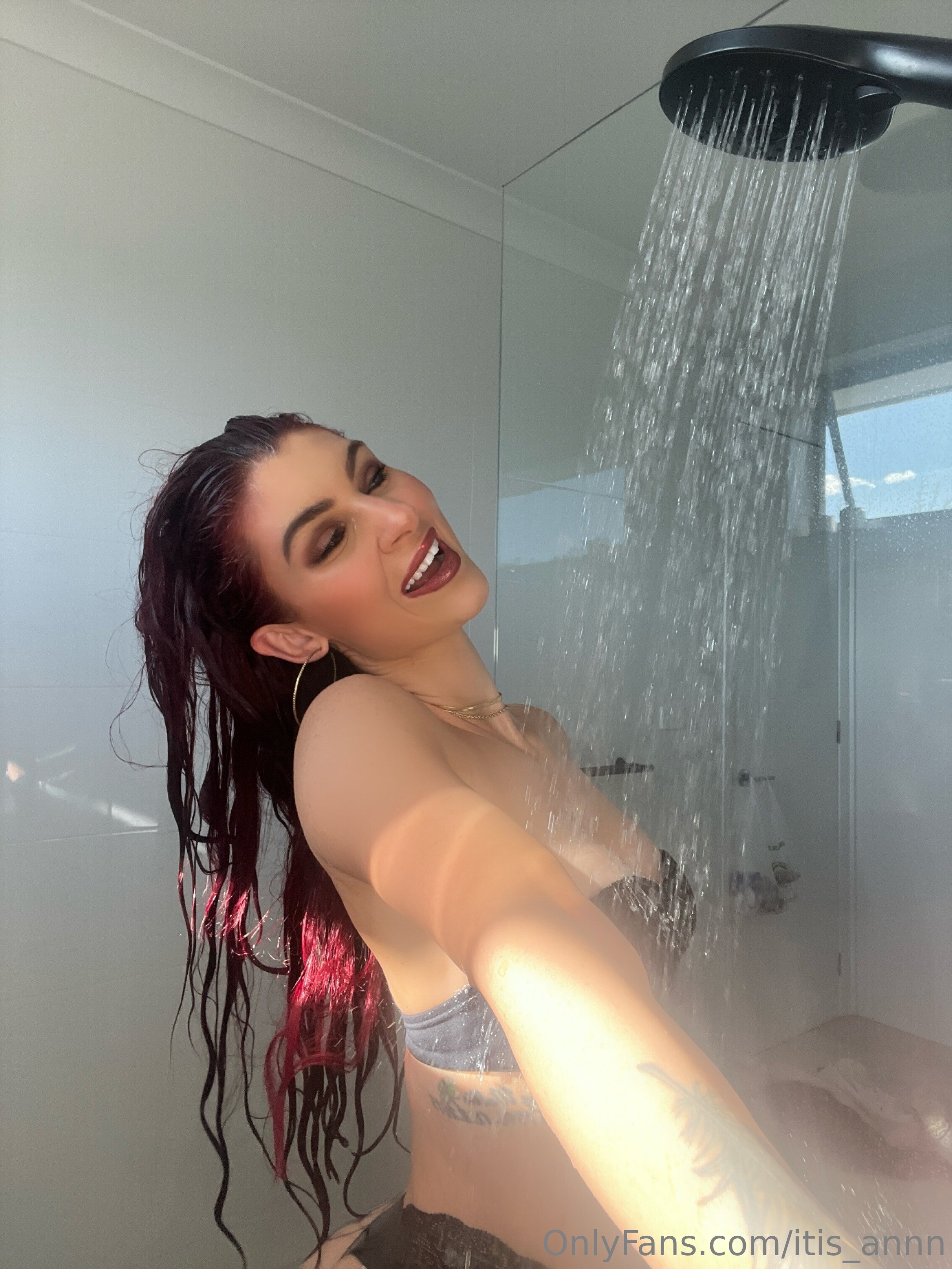 Jess Wallis Nude Leaked Onlyfans Photo Jess Wallis Nude Leaked Onlyfans Photo
