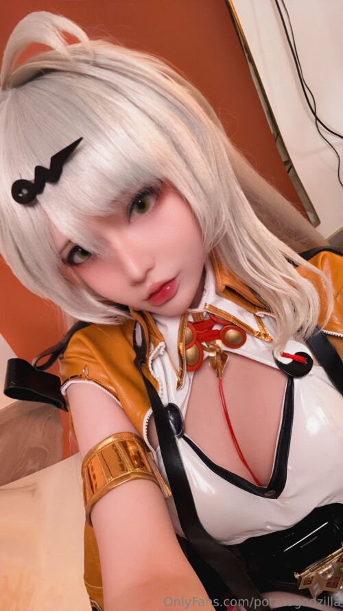 2304x4096_8bc45fb0881ea293f9b9ade53c49c69eaa89b870a6f14570.jpg