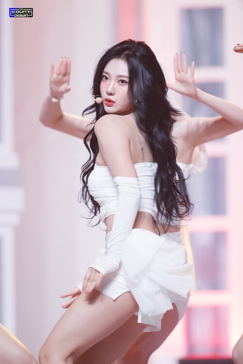 231116-aespa-NingNing-Drama-at-M-Countdown-documents-1884cd43c243e220b.md.jpg