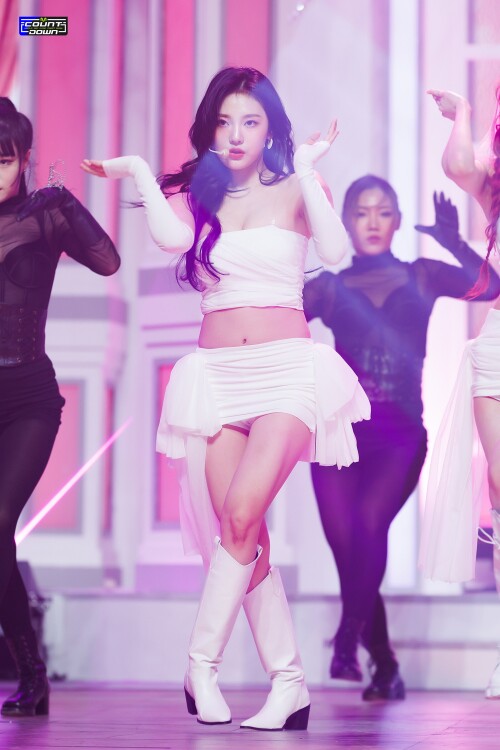 231116-aespa-NingNing-Drama-at-M-Countdown-documents-18dbd1c2a0a423987e.md.jpg