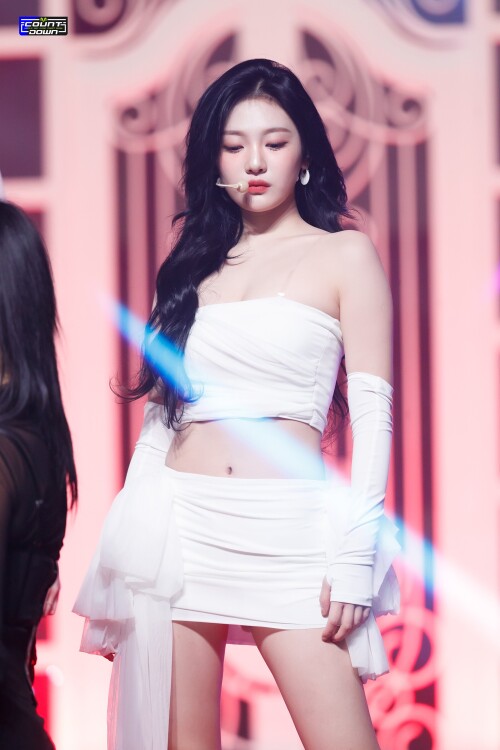 231116-aespa-NingNing-Drama-at-M-Countdown-documents-3368db00b6e14b9cf.md.jpg