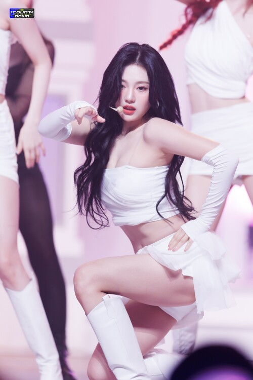 231116-aespa-NingNing-Drama-at-M-Countdown-documents-6c648f27825513ce2.md.jpg