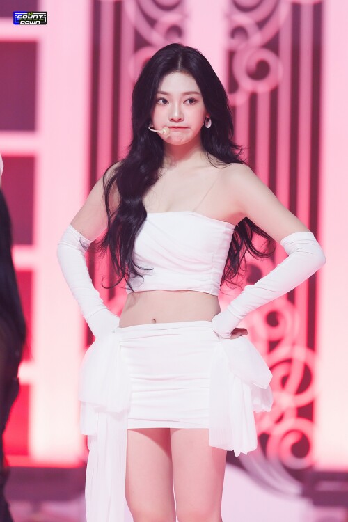 231116-aespa-NingNing-Drama-at-M-Countdown-documents-73f76af20f5427905.md.jpg