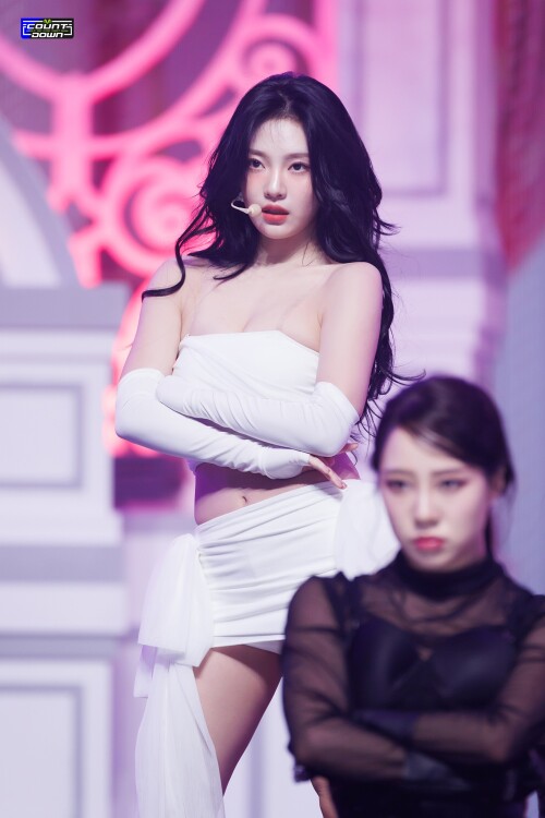 231116-aespa-NingNing-Drama-at-M-Countdown-documents-8b071b037c9810385.md.jpg