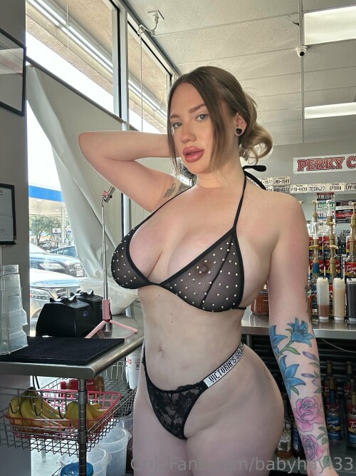 BabyHayl33 Nude Leaked Onlyfans Photo BabyHayl33 Nude Leaked Onlyfans Photo
