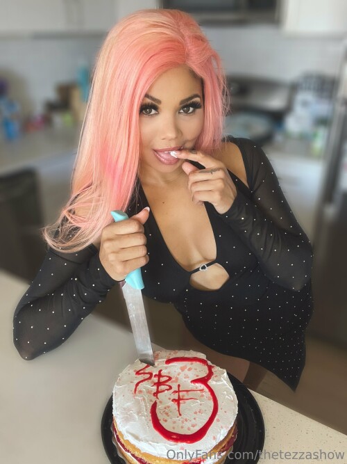 Tezza / thetezzashow Nude Leaked Onlyfans Photo Tezza / thetezzashow Nude Leaked Onlyfans Photo