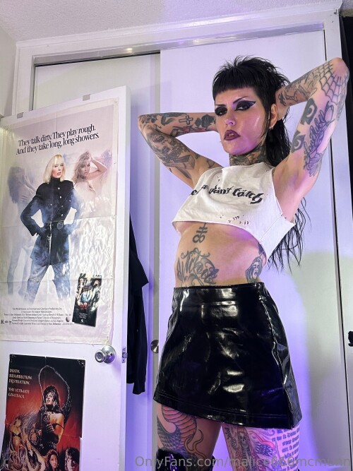 Malice Mcmunn: punk rock queen Nude Leaked Onlyfans Photo