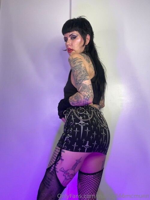 Malice Mcmunn: punk rock queen Nude Leaked Onlyfans Photo
