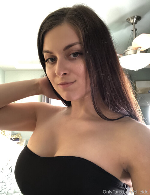 Ellie Idol - Princessellieidol Nude Leaked Onlyfans Photo