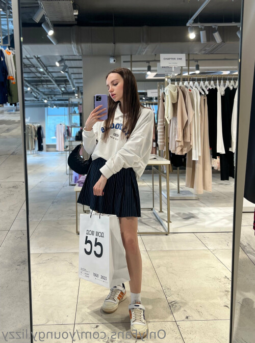 youngy.lizzy / Lizzy Youngy Nude Leaked Onlyfans Photo youngy.lizzy / Lizzy Youngy Nude Leaked Onlyfans Photo