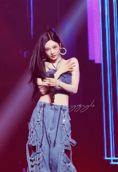 240915-aespa-Ningning-Krazy-Super-Concert-Day-2-documents-1be0d72330a94a84d.md.jpg