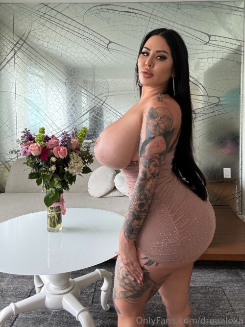 DICKtator aka dreaalexa Nude Leaked Onlyfans Photo DICKtator aka dreaalexa Nude Leaked Onlyfans Photo