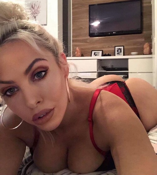 Milf - EvieLeana Nude Leaked Onlyfans Photo Milf - EvieLeana Nude Leaked Onlyfans Photo